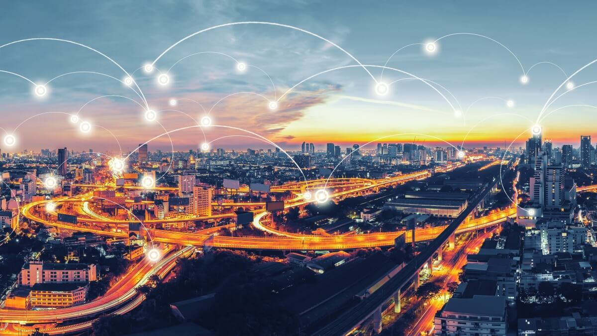 How does Edge Computing Boost the Potential of 5G?